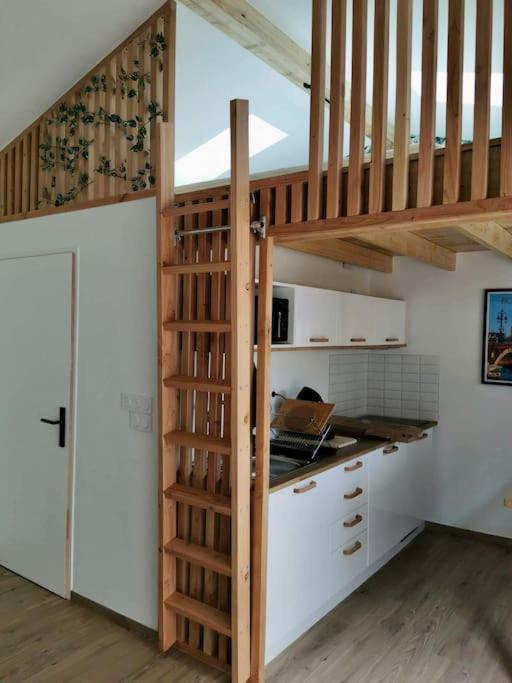Chalet Cosy Secteur Calme Tram A 120 M Gare Aeroport Cenon Exterior photo